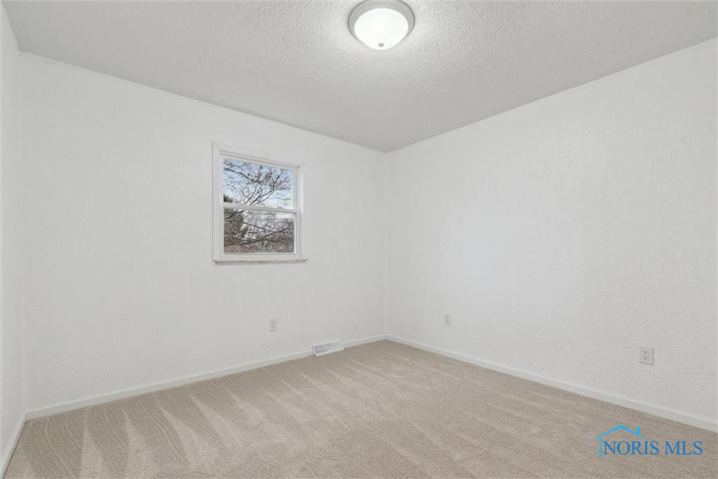 509 N Wintergarden Road