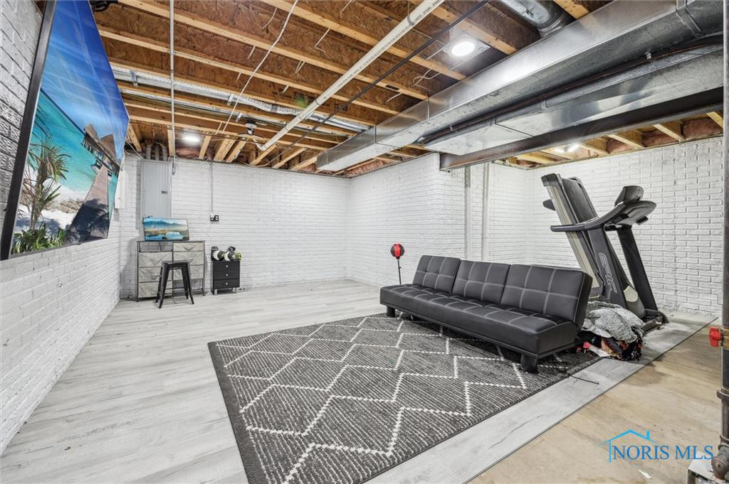 5125 Brint Crossing Boulevard