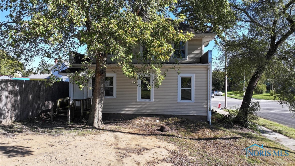 2001 Lagrange Street