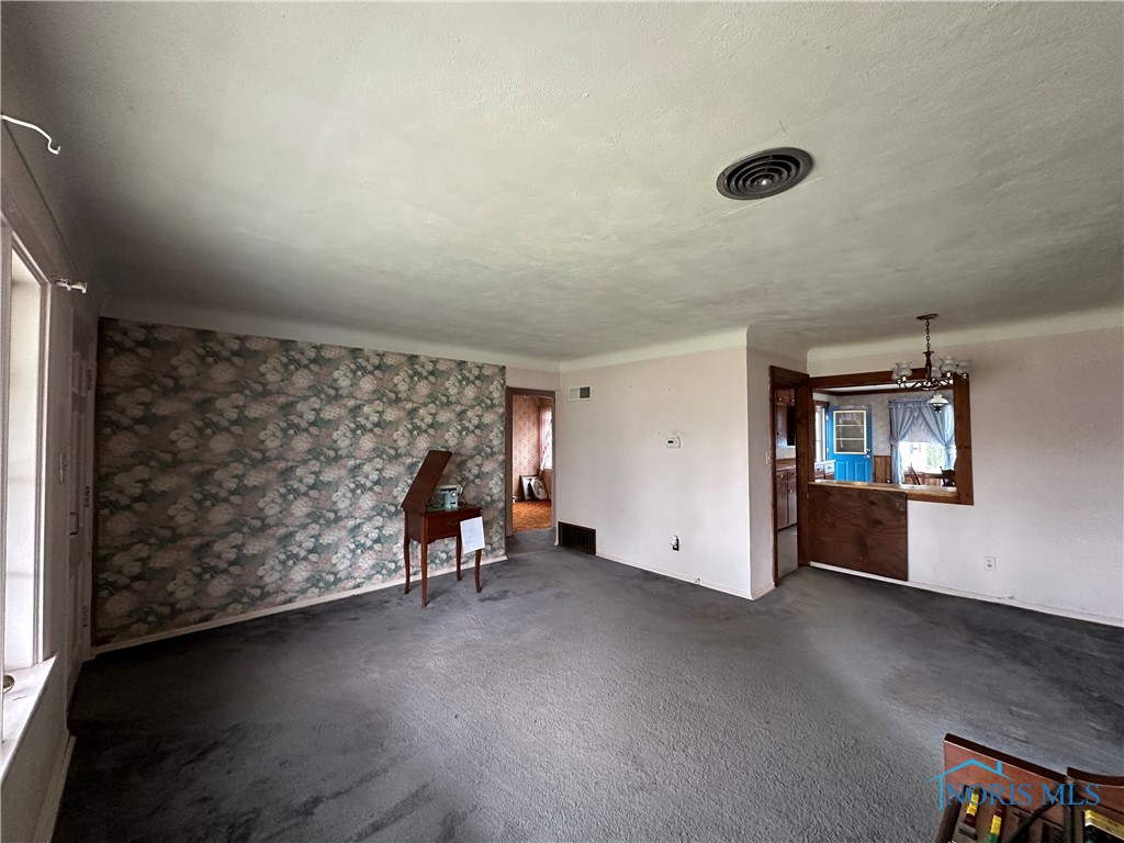 1852 Ambleside Road