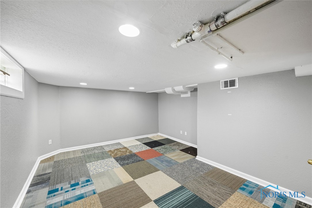 2117 Fairfax Road