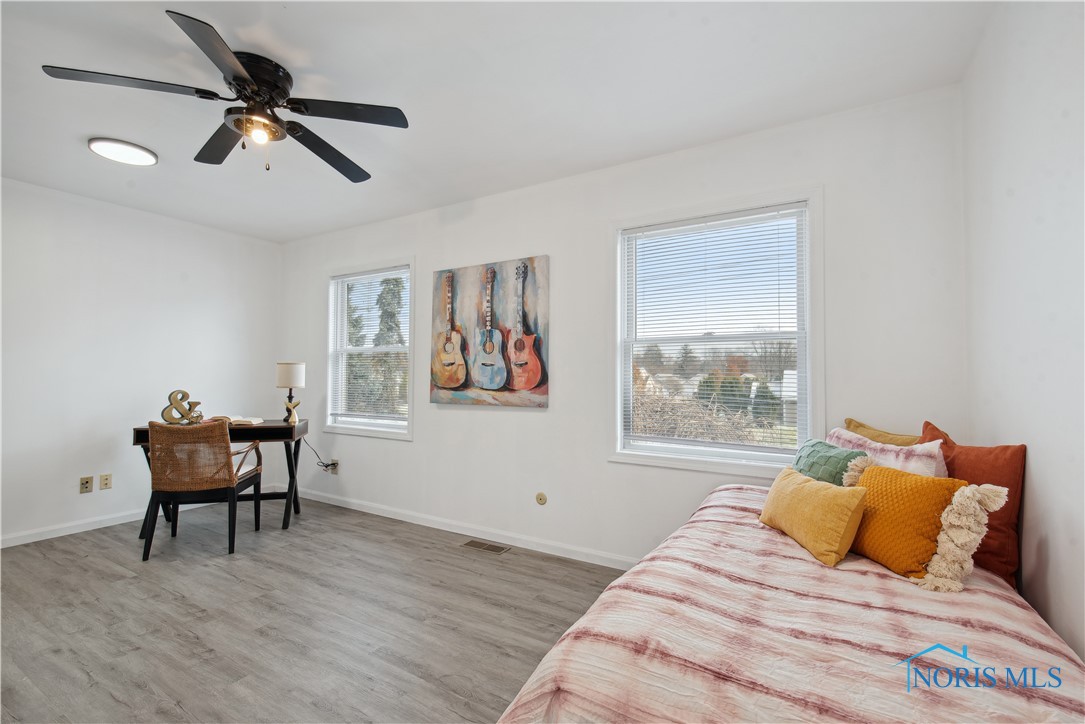 1004 Monclova Road