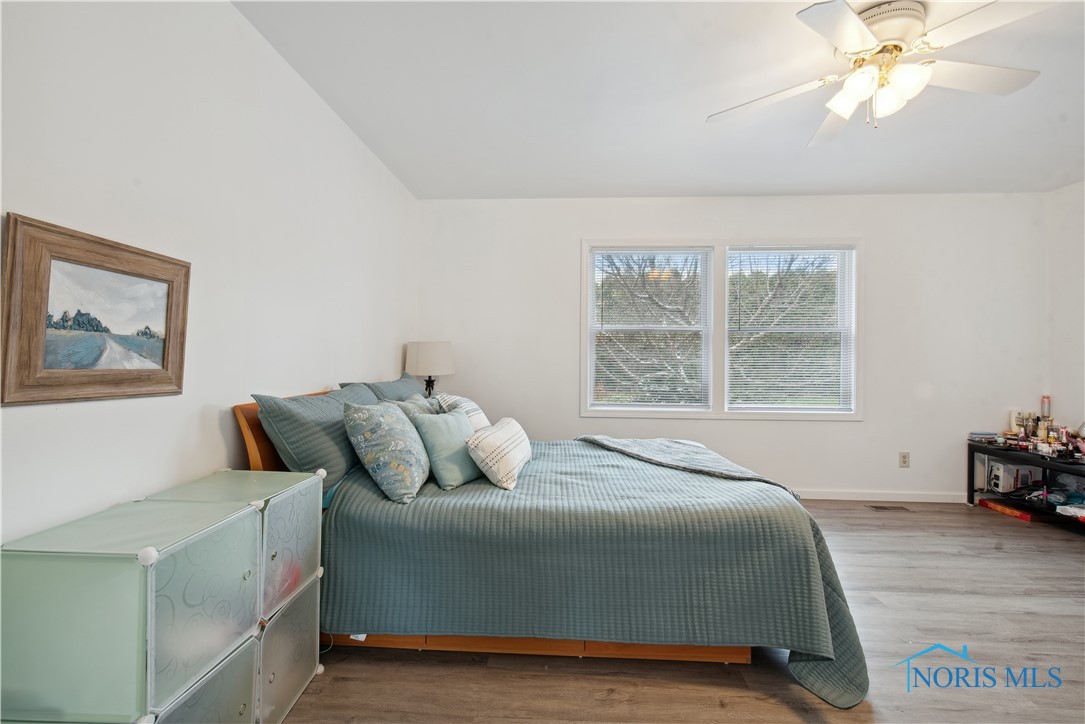 1004 Monclova Road