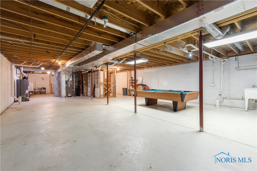 1004 Monclova Road