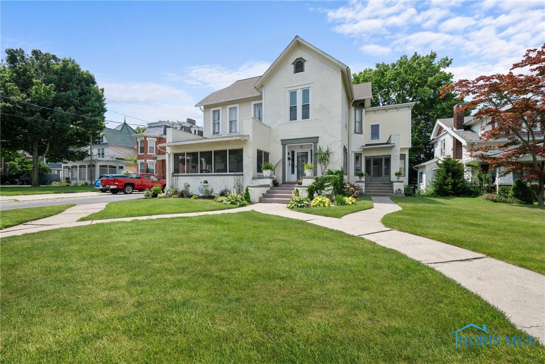 634 Holgate Avenue