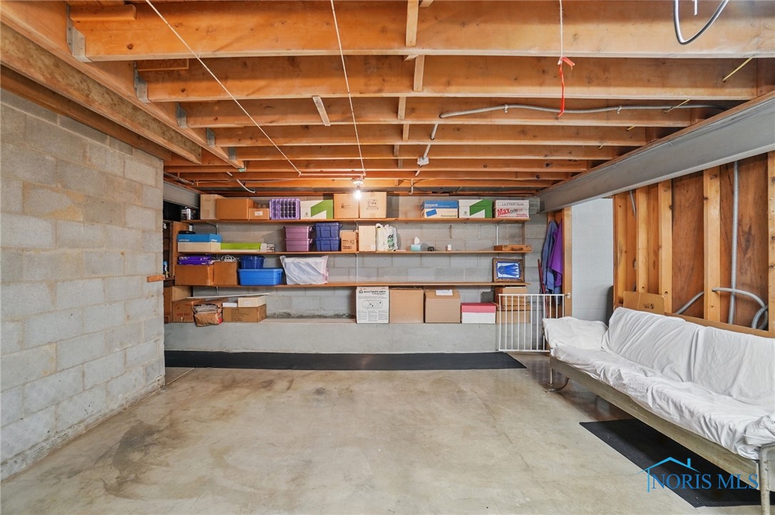2124 Bridlewood Drive