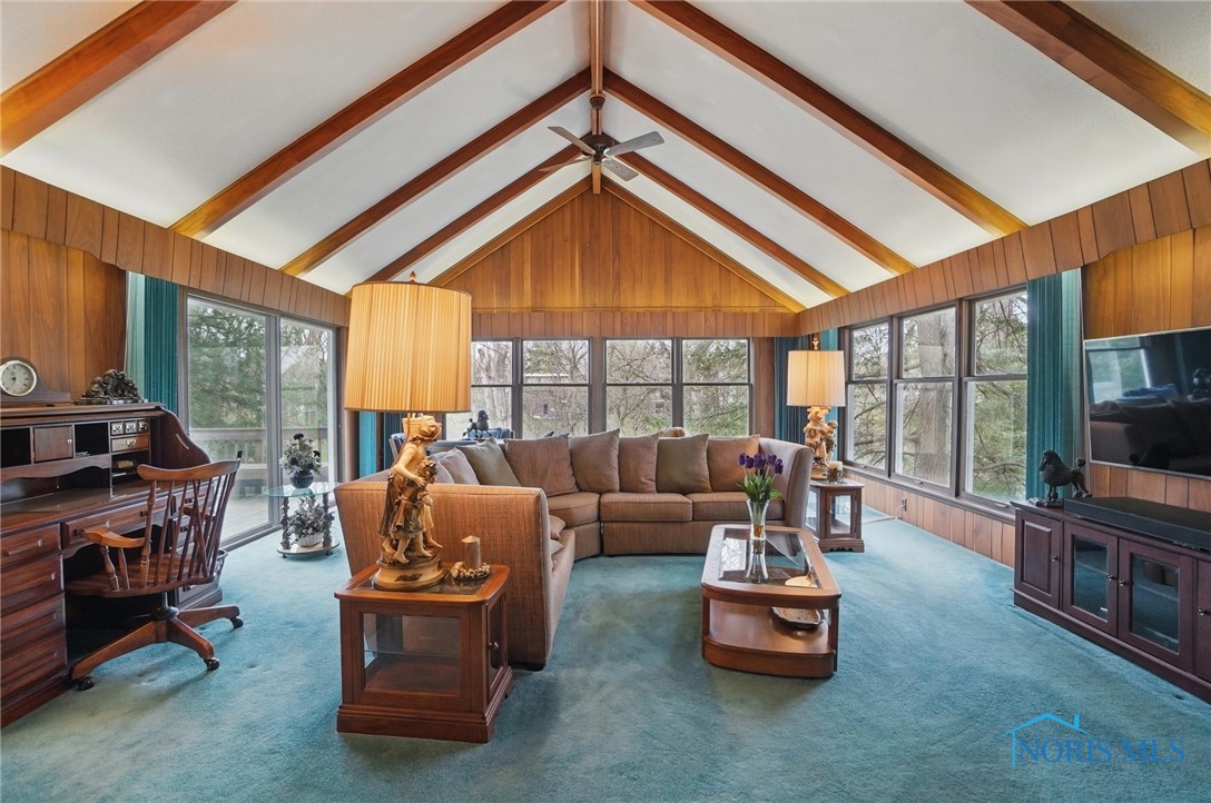 2124 Bridlewood Drive