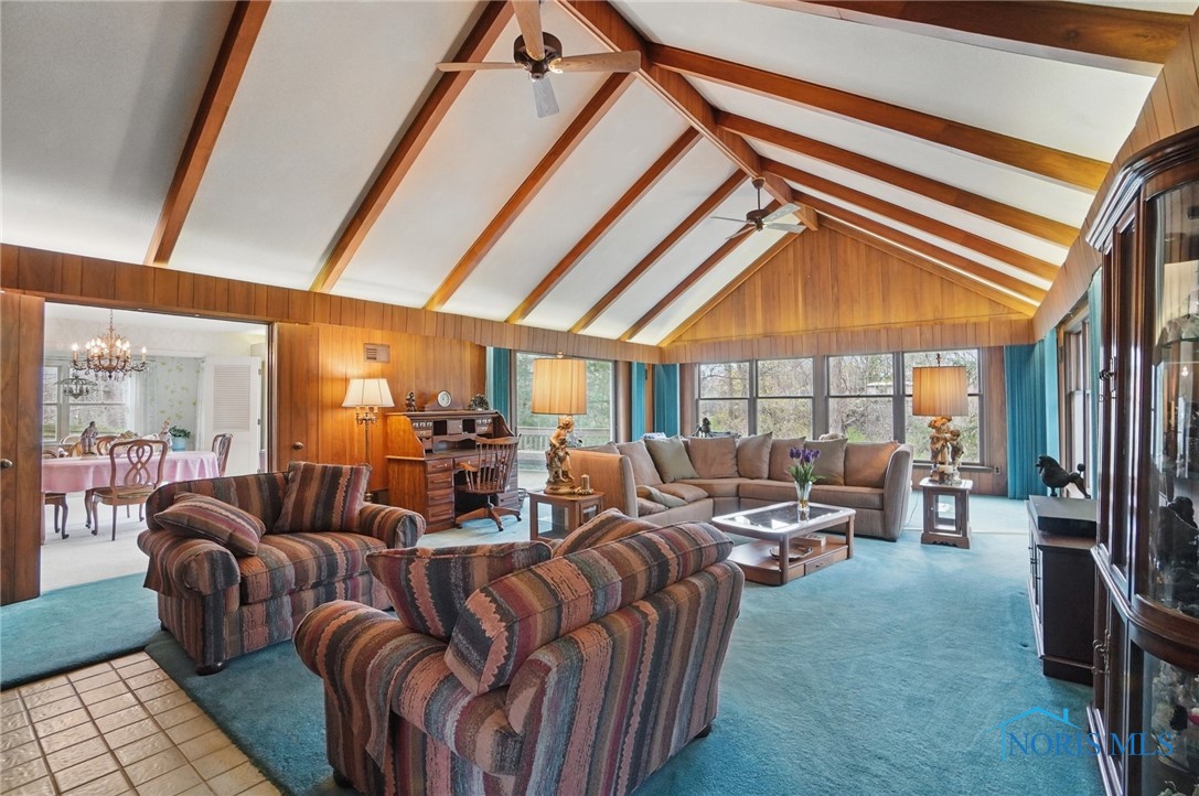 2124 Bridlewood Drive