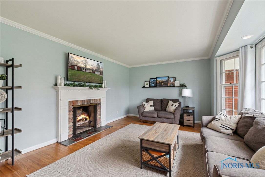 3704 Naples Drive