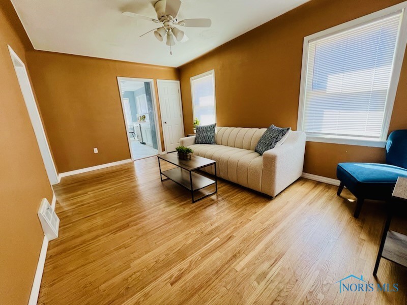 307 Sunset Boulevard