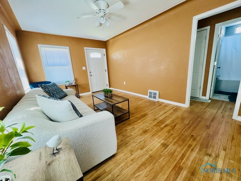 307 Sunset Boulevard