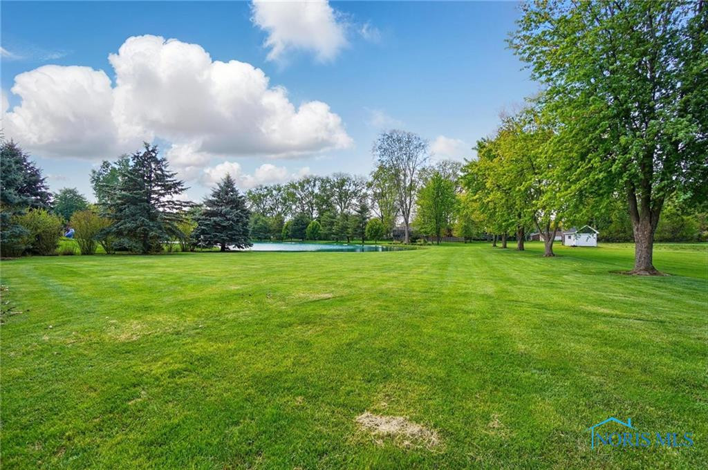 3145 Shoreland Avenue