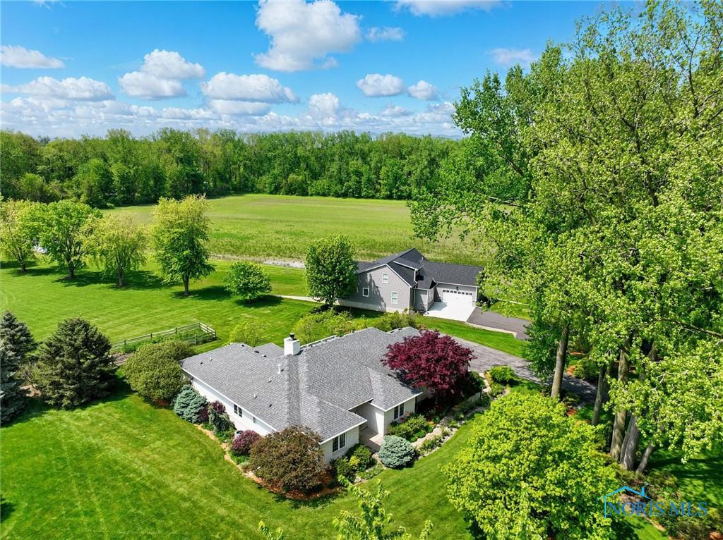 3145 Shoreland Avenue