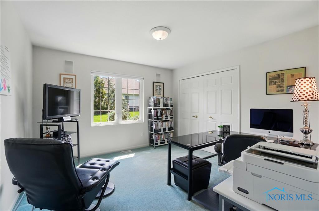 3145 Shoreland Avenue