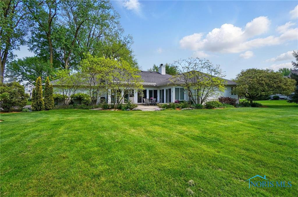 3145 Shoreland Avenue