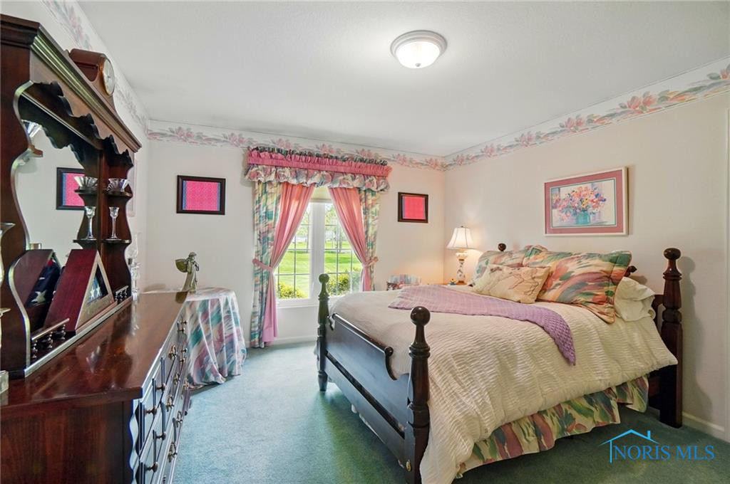 3145 Shoreland Avenue