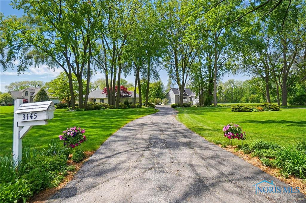 3145 Shoreland Avenue