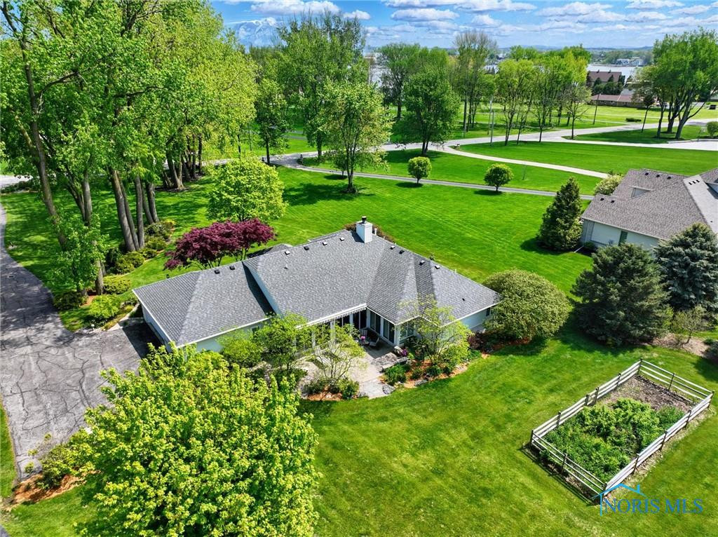 3145 Shoreland Avenue