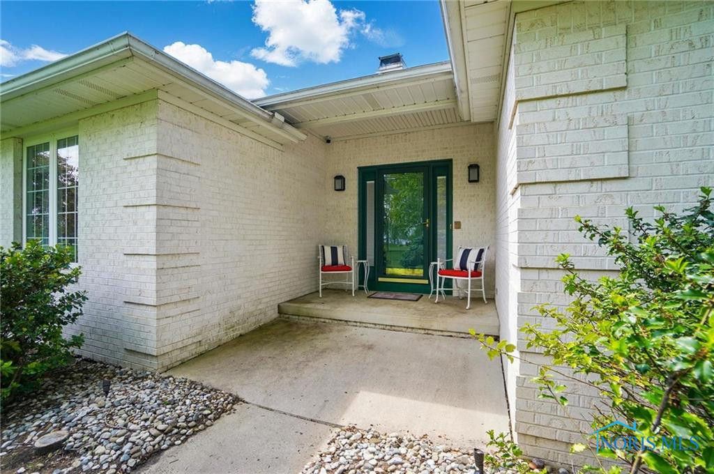 3145 Shoreland Avenue