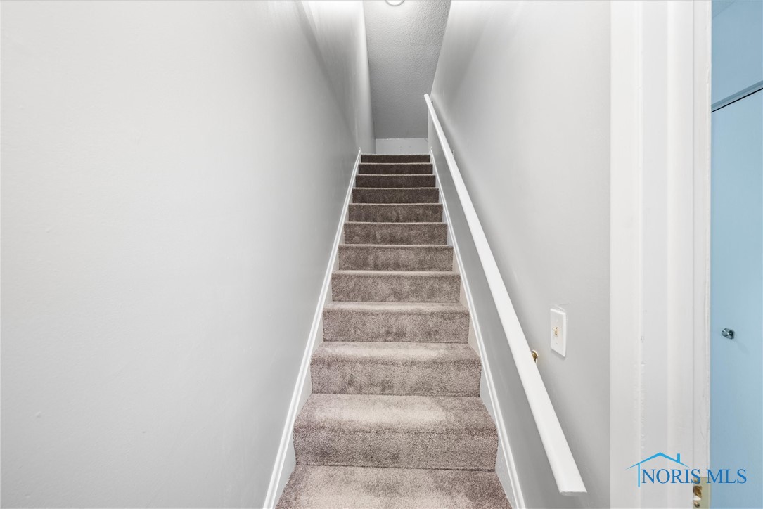 2571 W Village Drive 2571