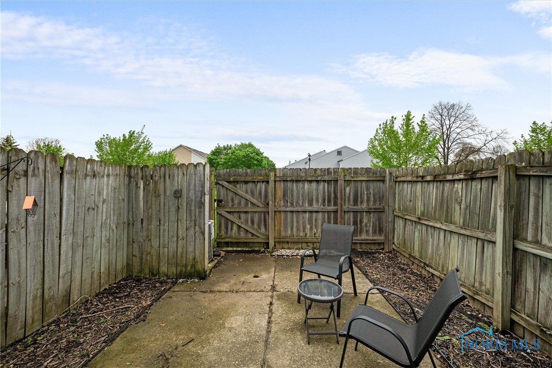 2571 W Village Drive 2571