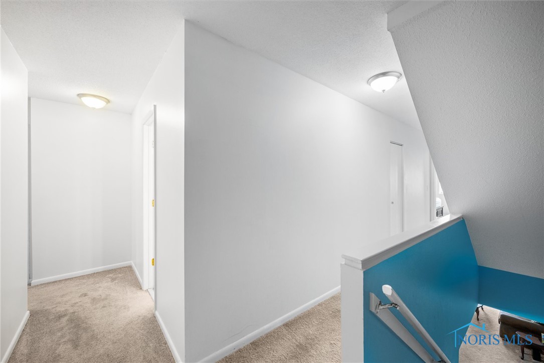 2571 W Village Drive 2571