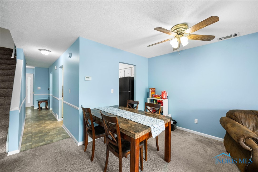 2571 W Village Drive 2571