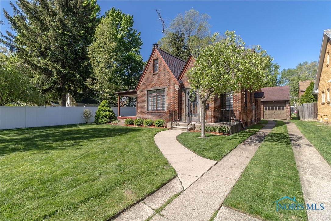 2619 Letchworth Parkway