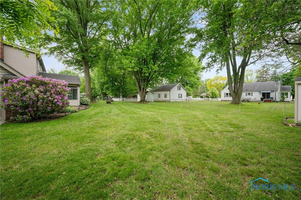 1956 Thornapple Drive