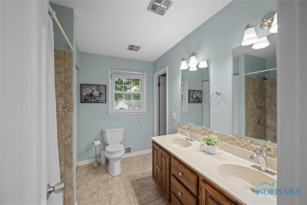 1956 Thornapple Drive