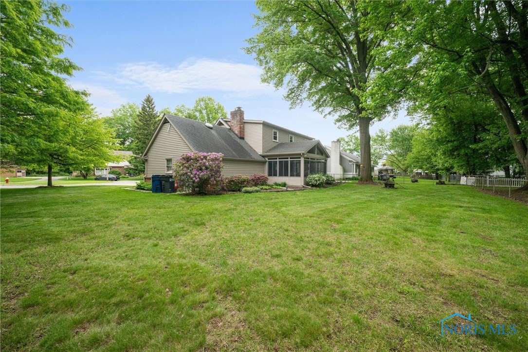 1956 Thornapple Drive