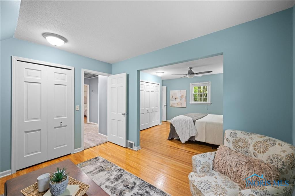 1956 Thornapple Drive