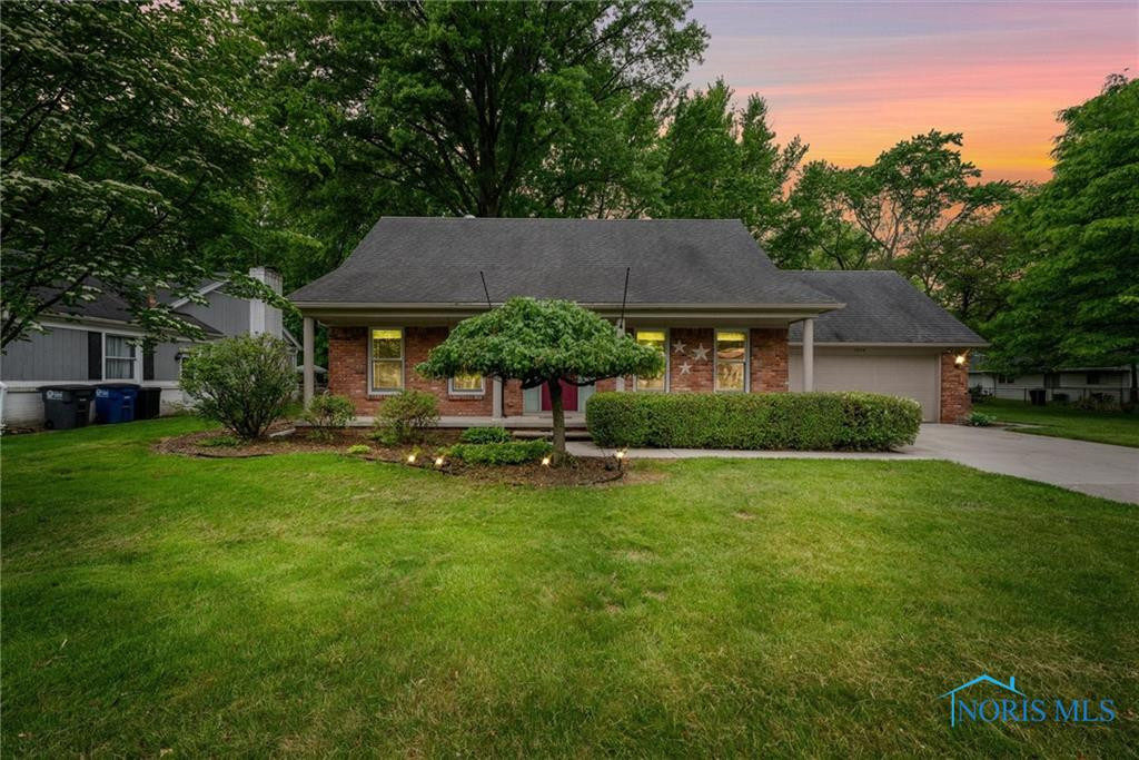 1956 Thornapple Drive