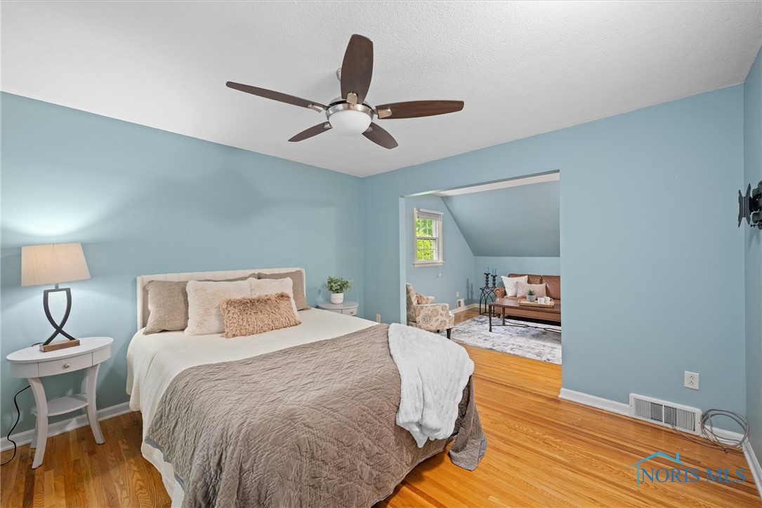 1956 Thornapple Drive