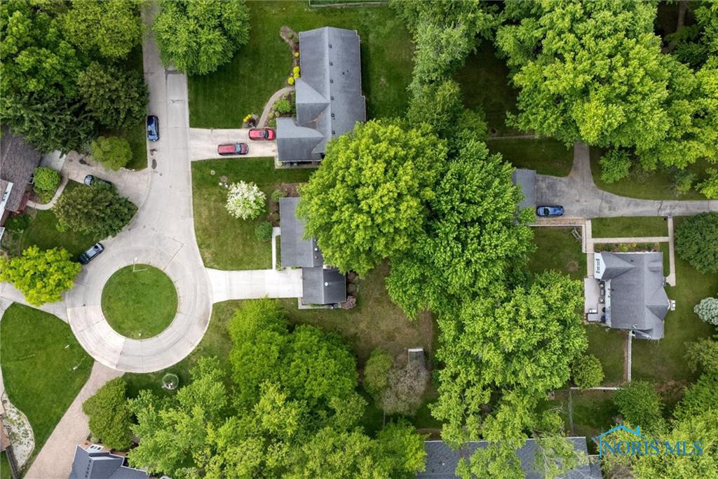 1956 Thornapple Drive