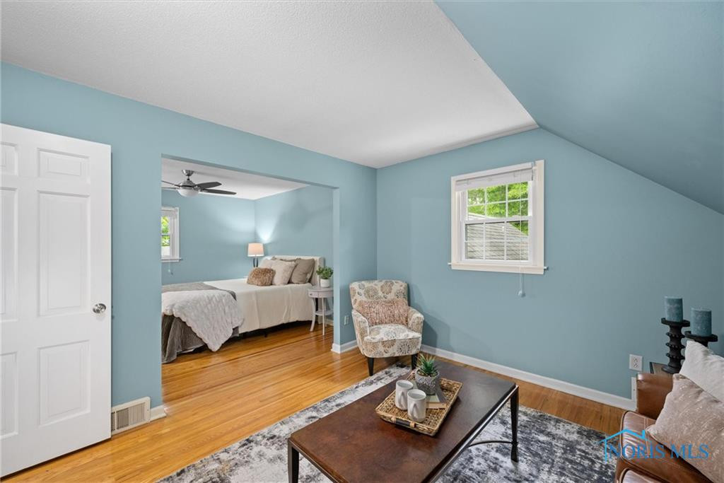 1956 Thornapple Drive