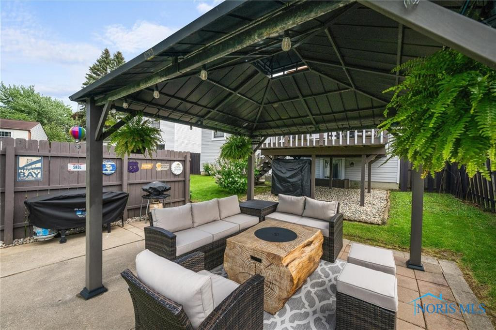 5453 Brook Point Road