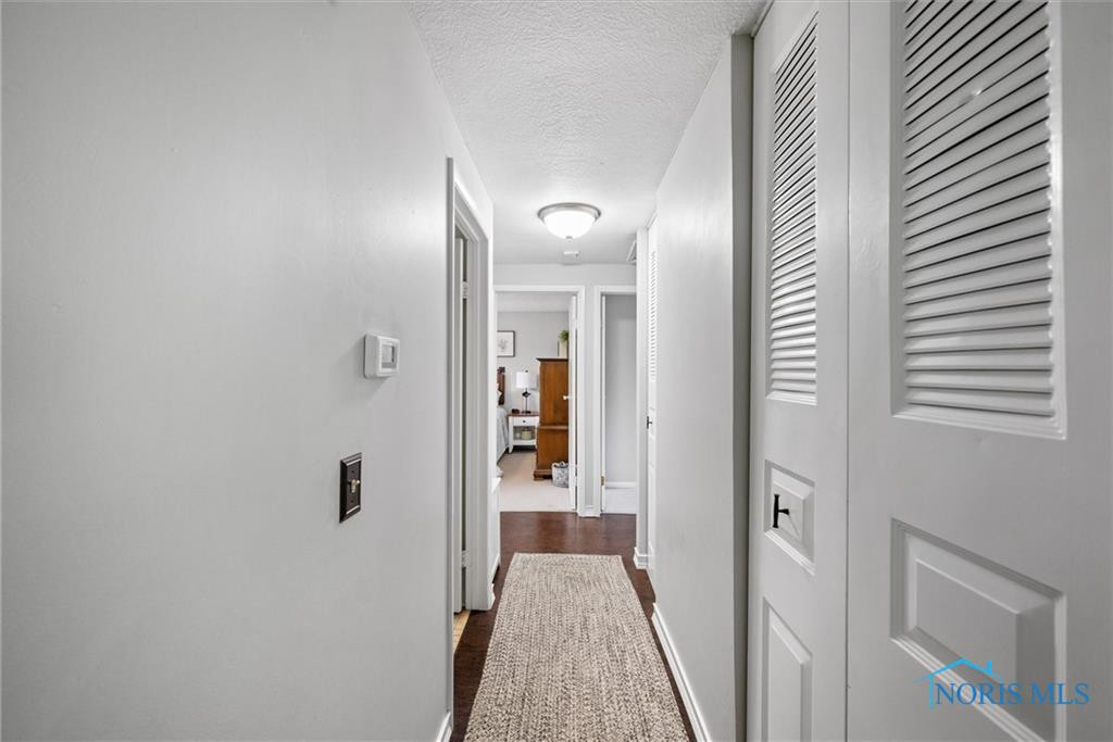 5453 Brook Point Road