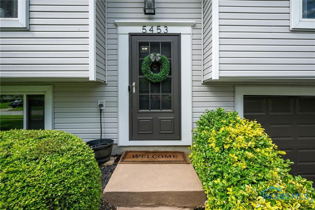 5453 Brook Point Road