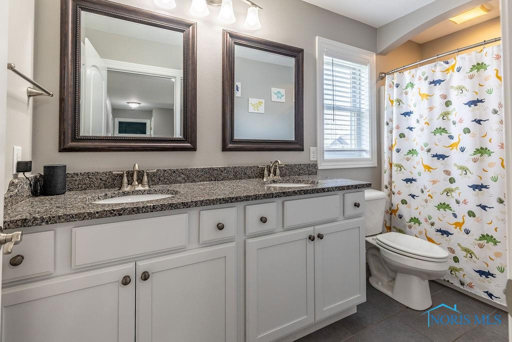 5539 Harris Hawk Lane