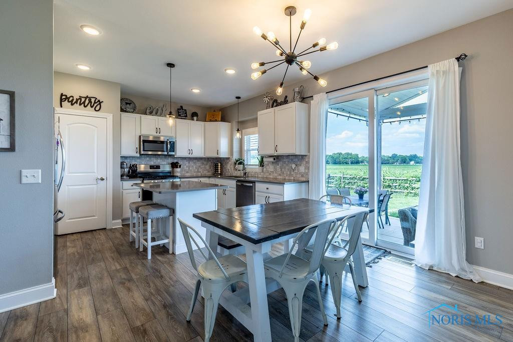 5539 Harris Hawk Lane