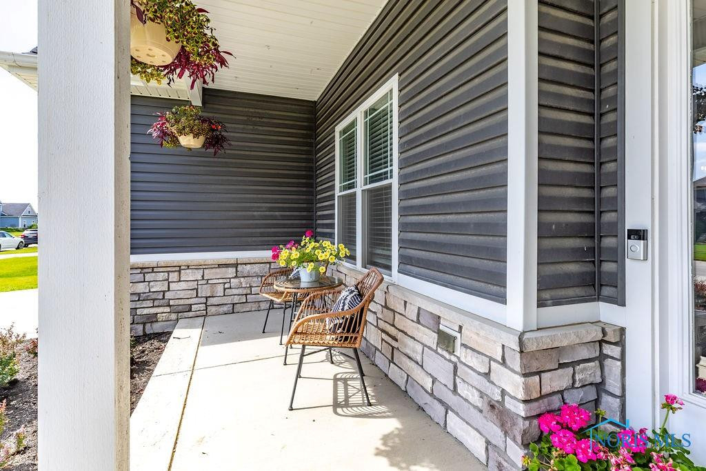 5539 Harris Hawk Lane