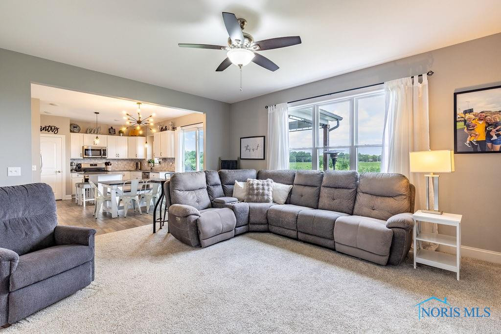 5539 Harris Hawk Lane