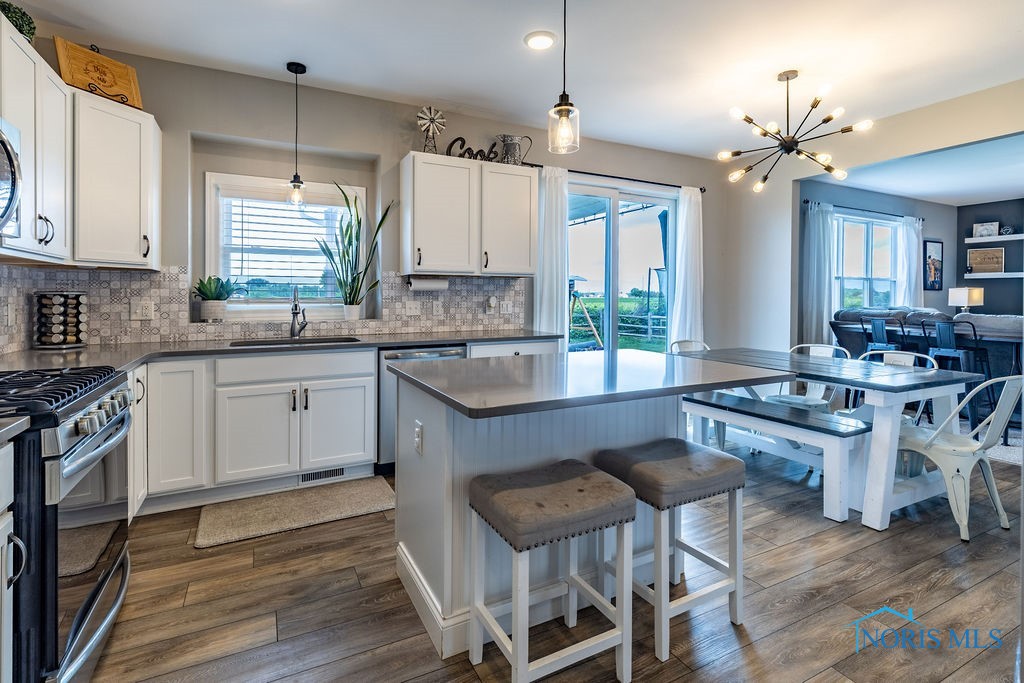 5539 Harris Hawk Lane