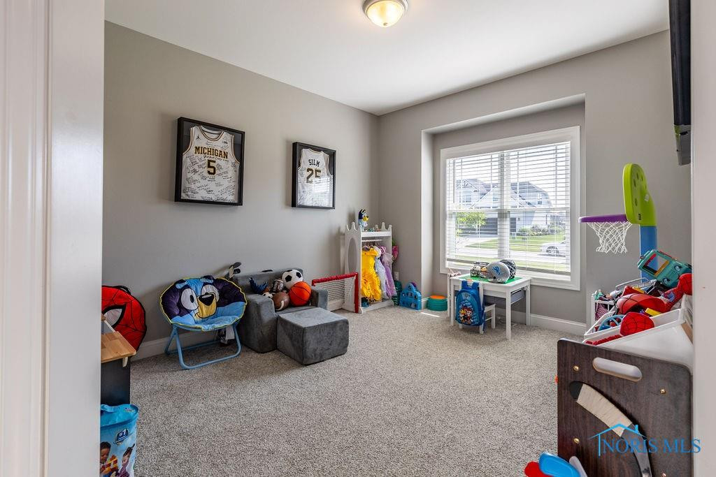 5539 Harris Hawk Lane