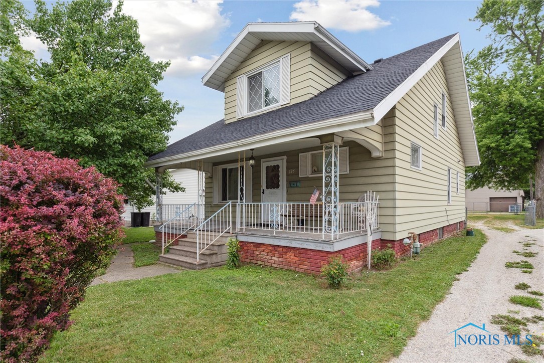 225 E Union Street