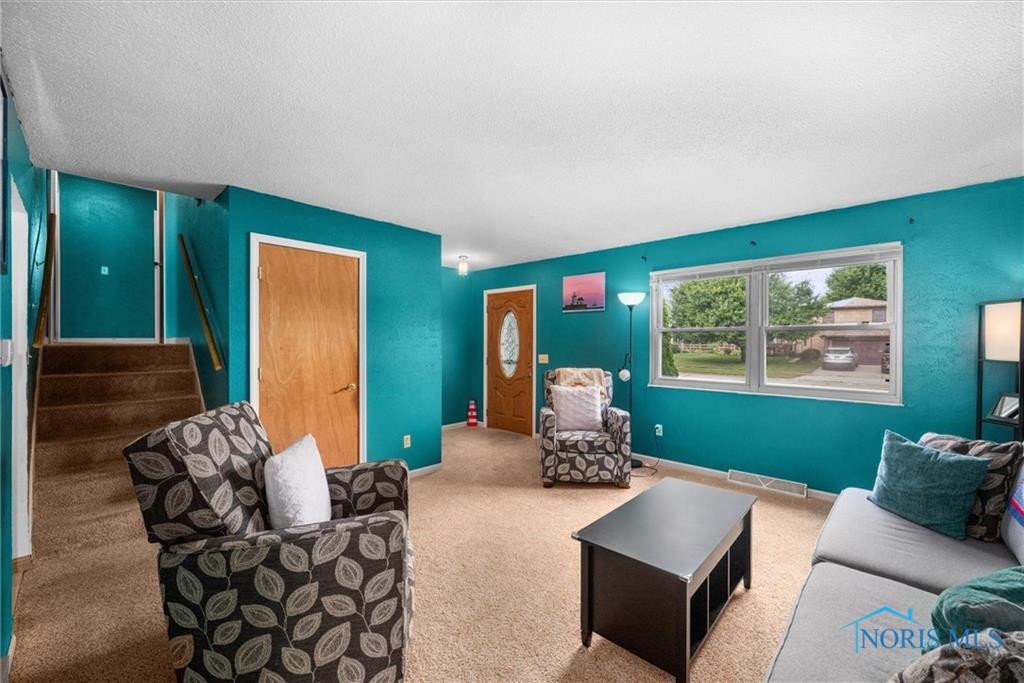 264 Chantilly Rue, Northwood