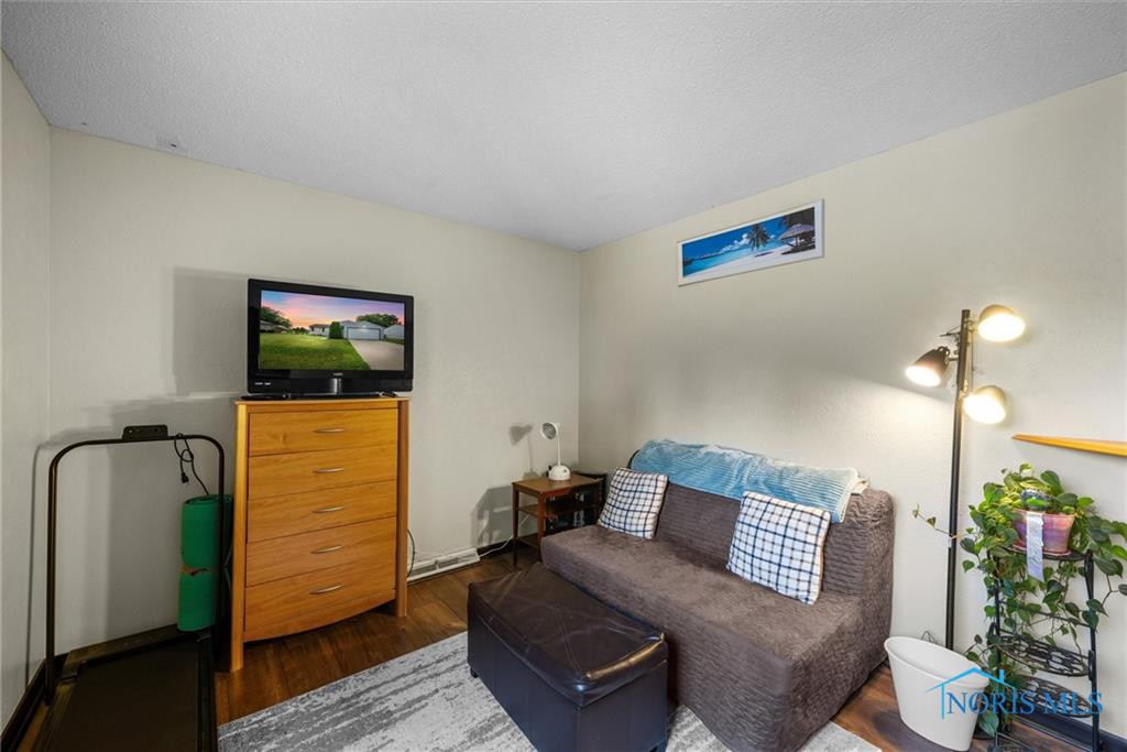 264 Chantilly Rue, Northwood