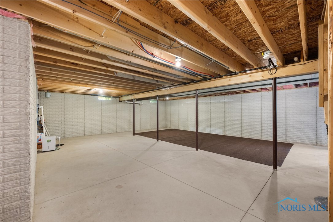 433 Primrose Lane