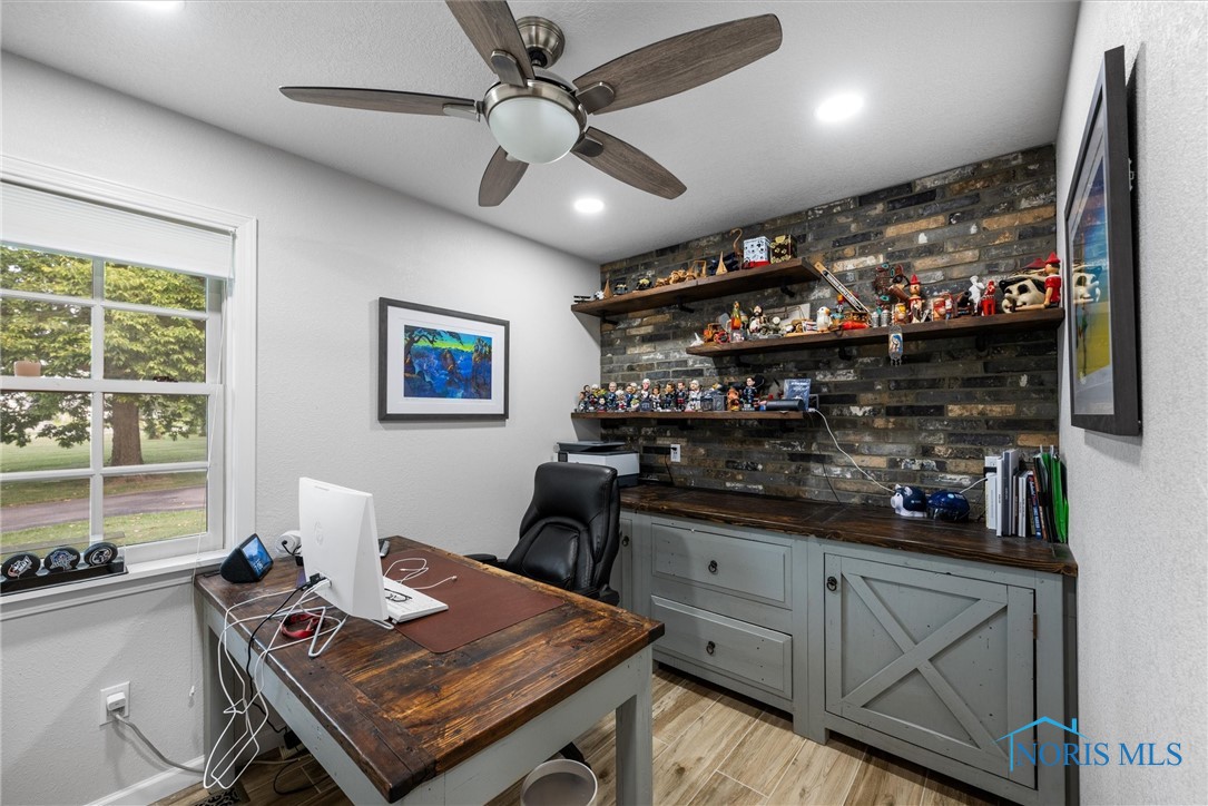 5002 Black Road